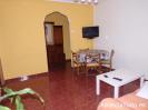 Vivienda exterior junto a paseo maritimo